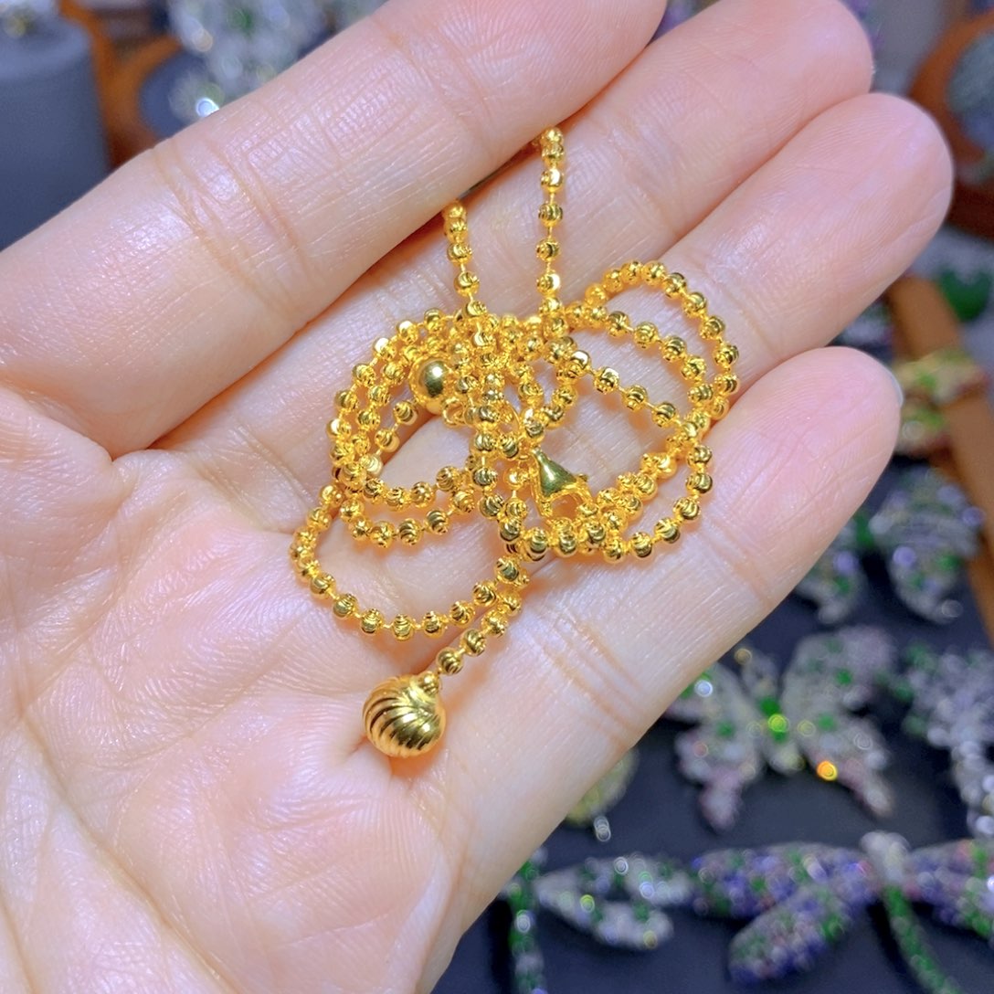 翡翠颈饰银S925镶嵌天然翡翠