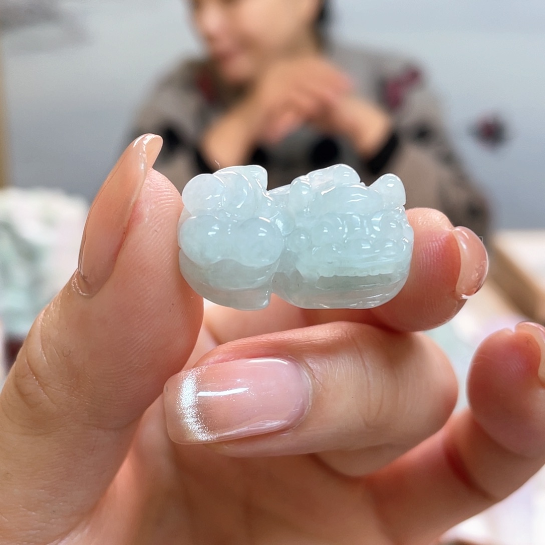 翡翠吊坠(不含链)未镶嵌静**月