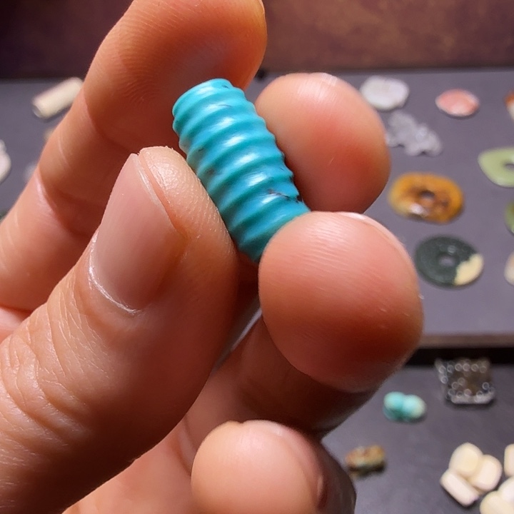 沧***田和田玉（糖玉）未镶嵌挂件