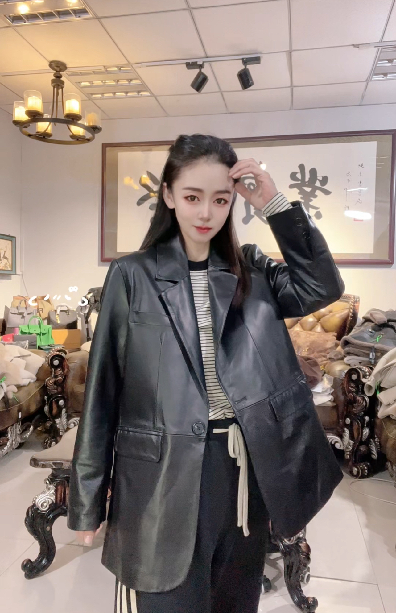 皮掌柜推荐2025春款绵羊皮女装真皮西服套装WC 2828