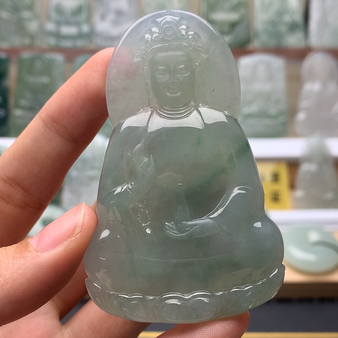 *****翡翠未镶嵌颈饰素衣