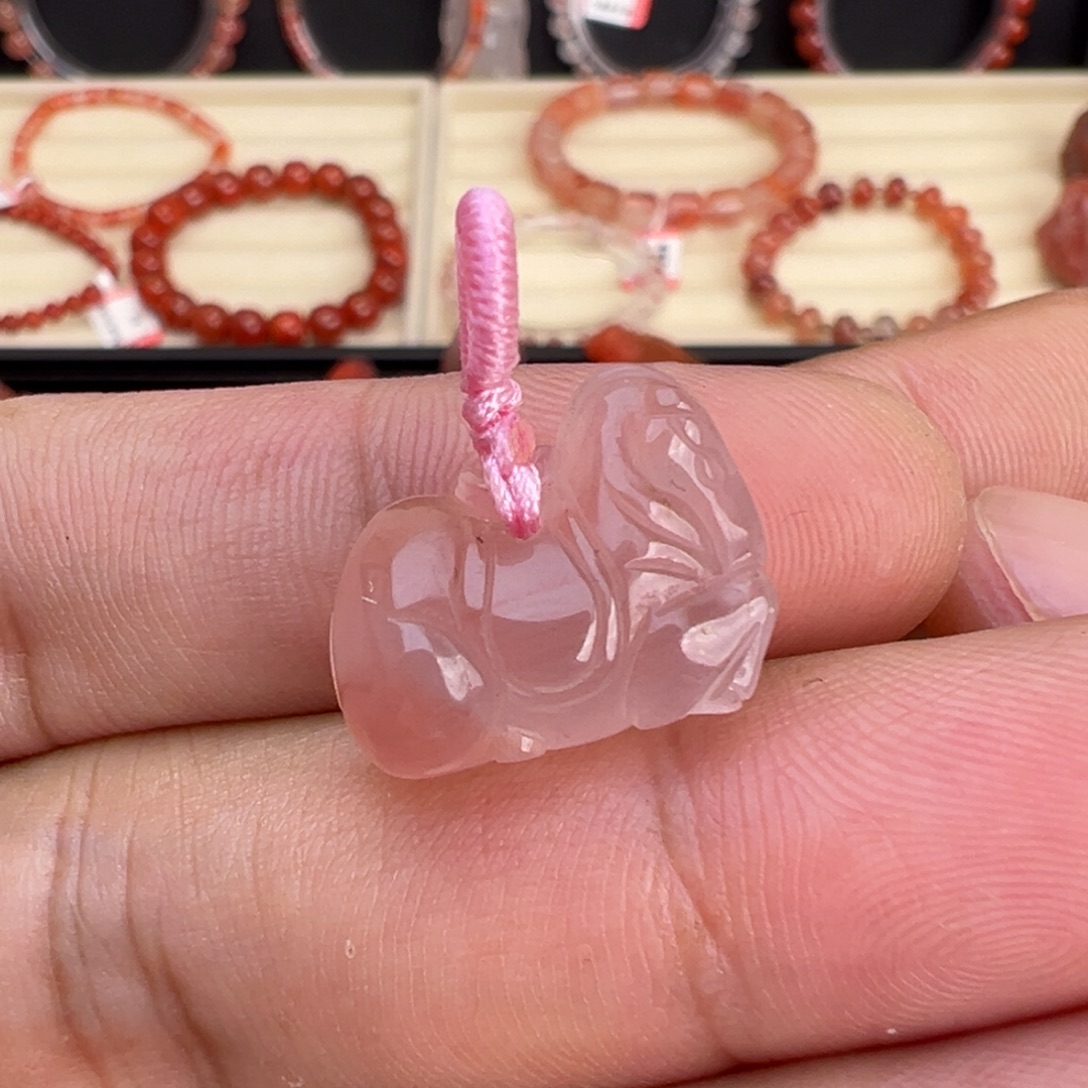 南红玛瑙未镶嵌颈饰唐马