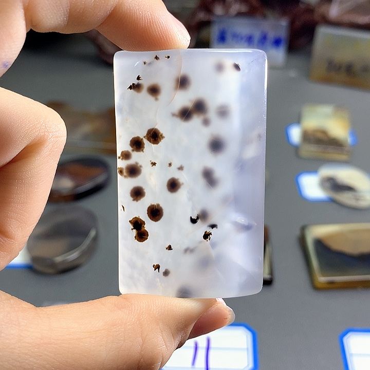 未镶嵌颈饰玛瑙/玉髓