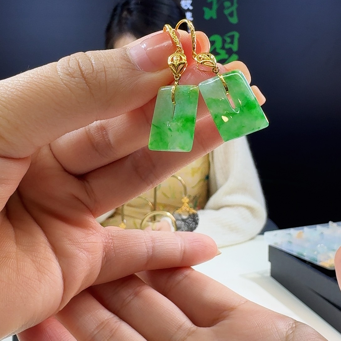 翡翠耳饰18K金镶嵌18k镶嵌