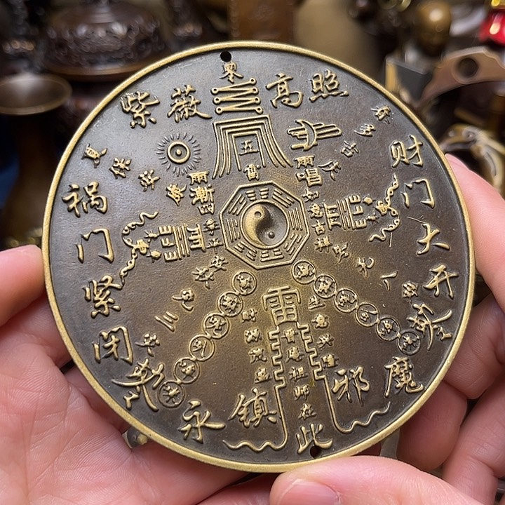 精美铜器批发档口