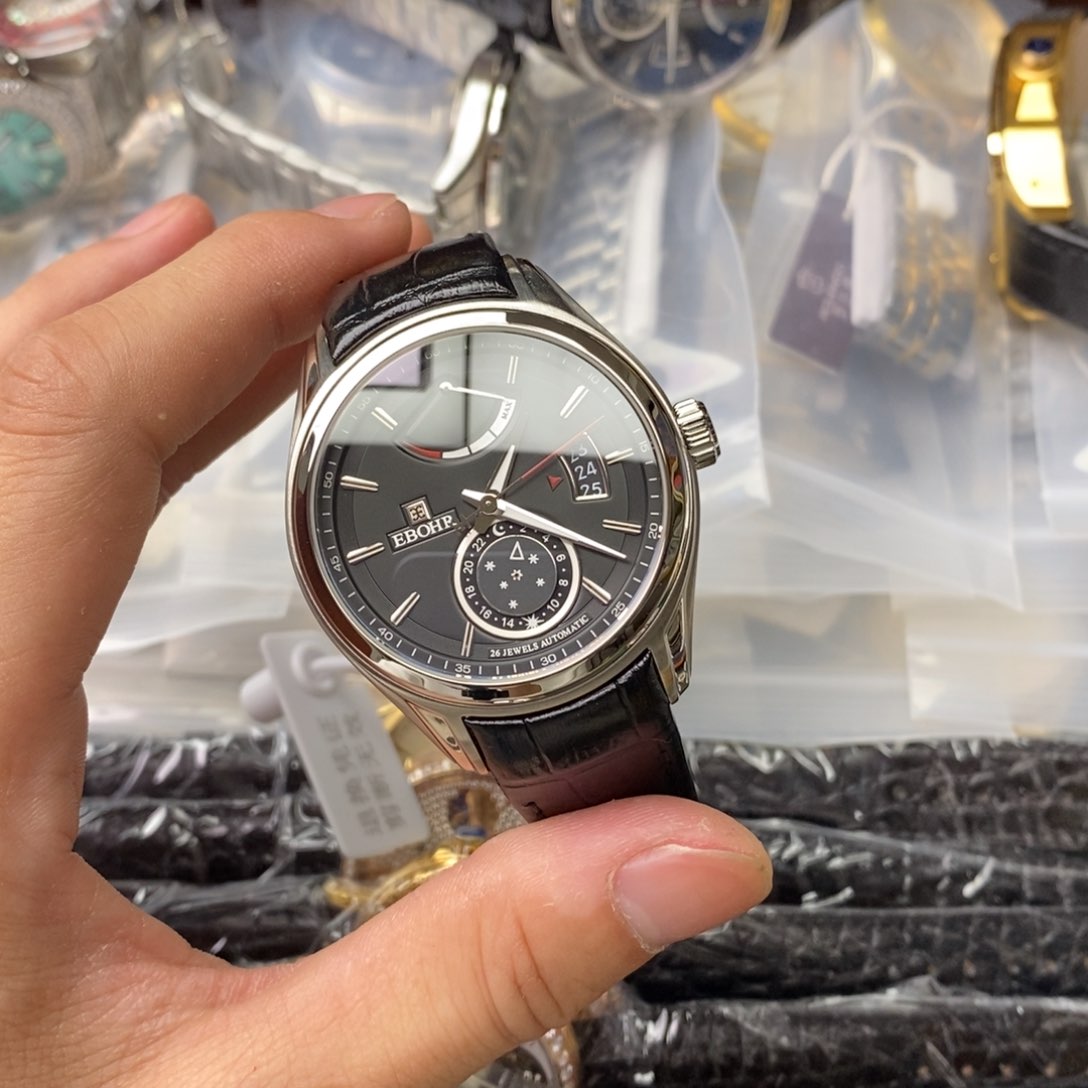 精钢孤品闪电购手表一个