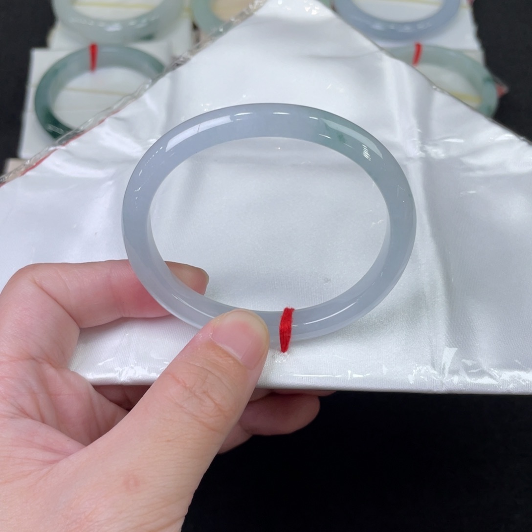 翡翠手镯未镶嵌56.2贵妃