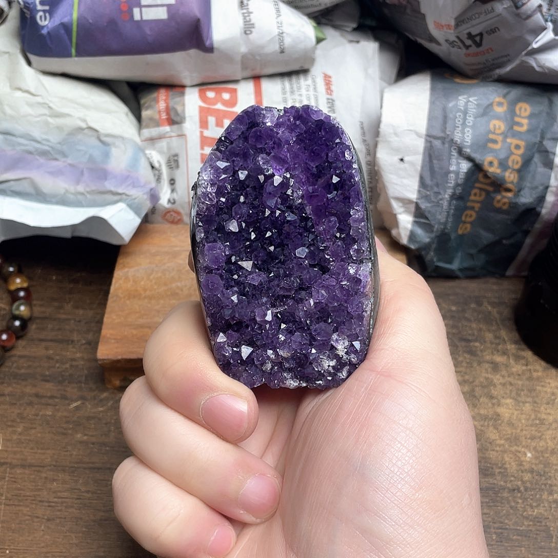 紫晶大型摆件（非配饰）未镶嵌