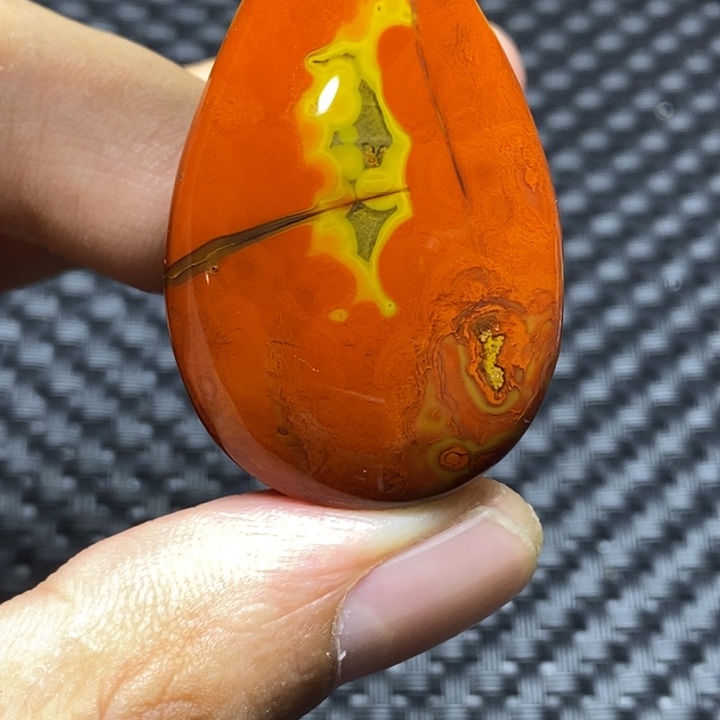 玛瑙/玉髓颈饰未镶嵌易*