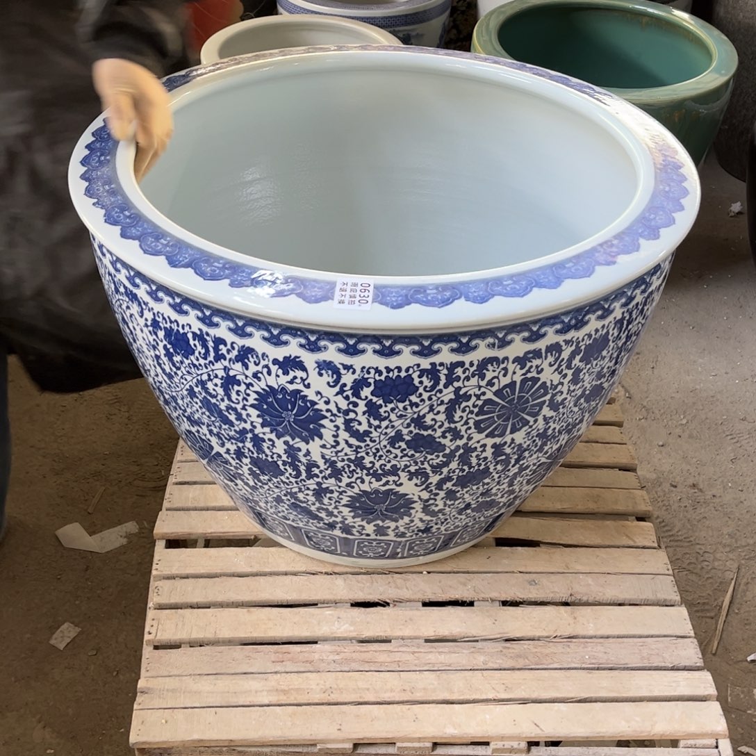 瓷片缠枝莲62.88888888