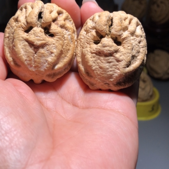 橄榄核吊坠乾坤鬼脸39