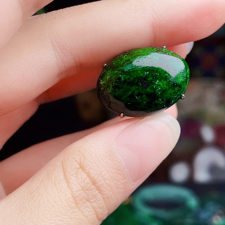 翡翠银S925镶嵌颈饰多样性