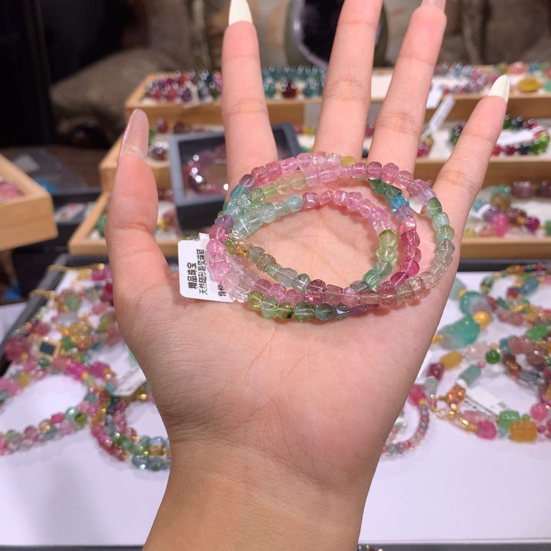 多样性发货其一碧玺未镶嵌