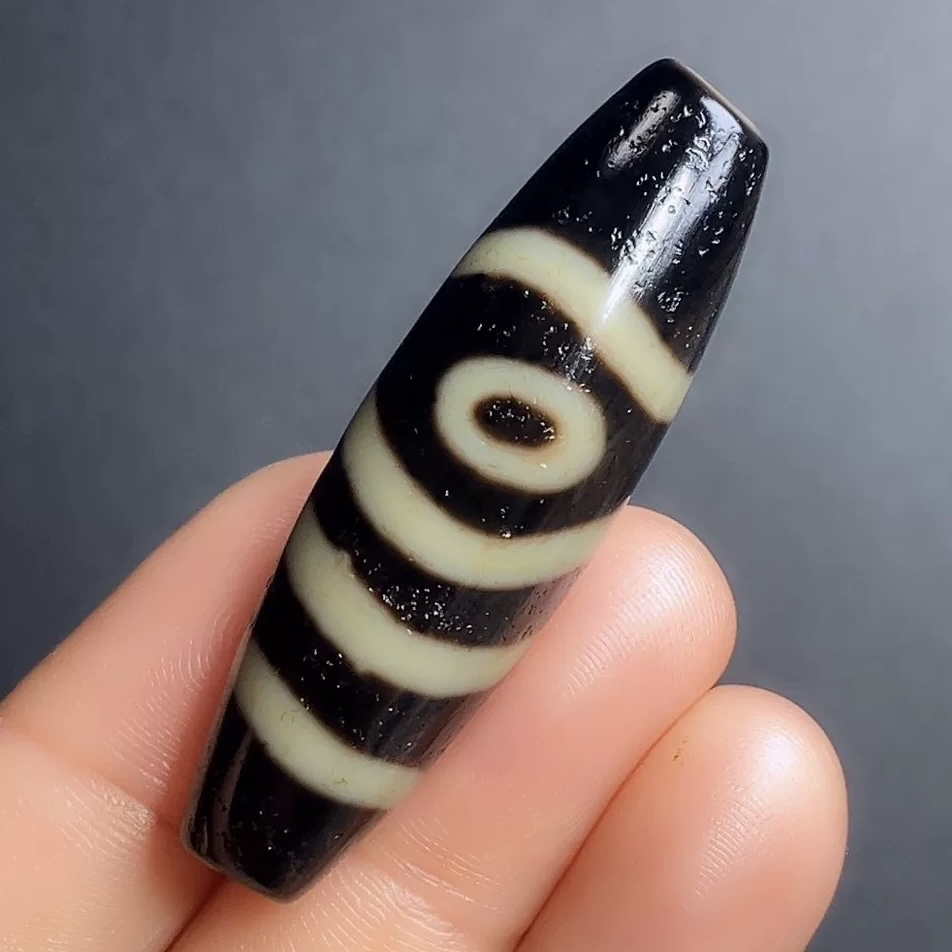 老冯超顶四线二眼天珠天然玛瑙真品民族风尺寸47.3x14.2