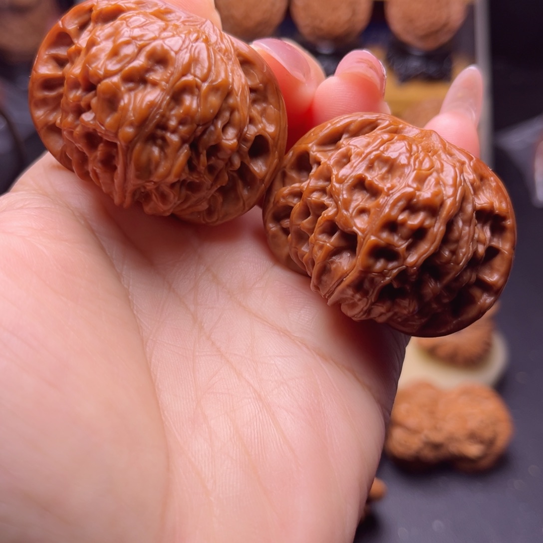 文玩核桃吊坠红磨盘45.5尺