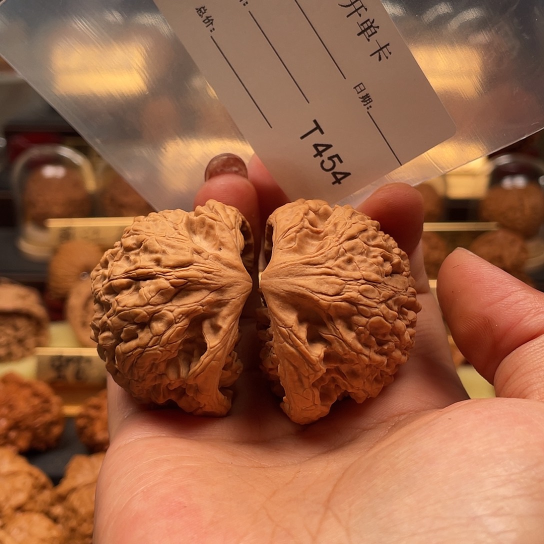 刚***️文玩核桃把件蛇王46。454