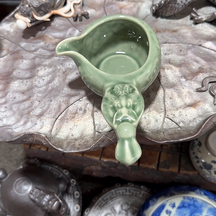 主人杯一个，瓷。。。主人瓷