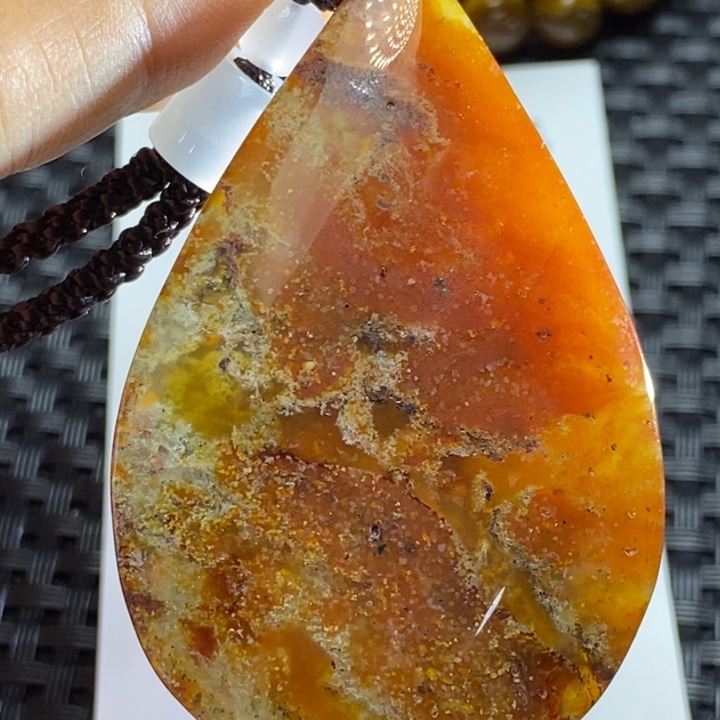 玛瑙/玉髓颈饰未镶嵌