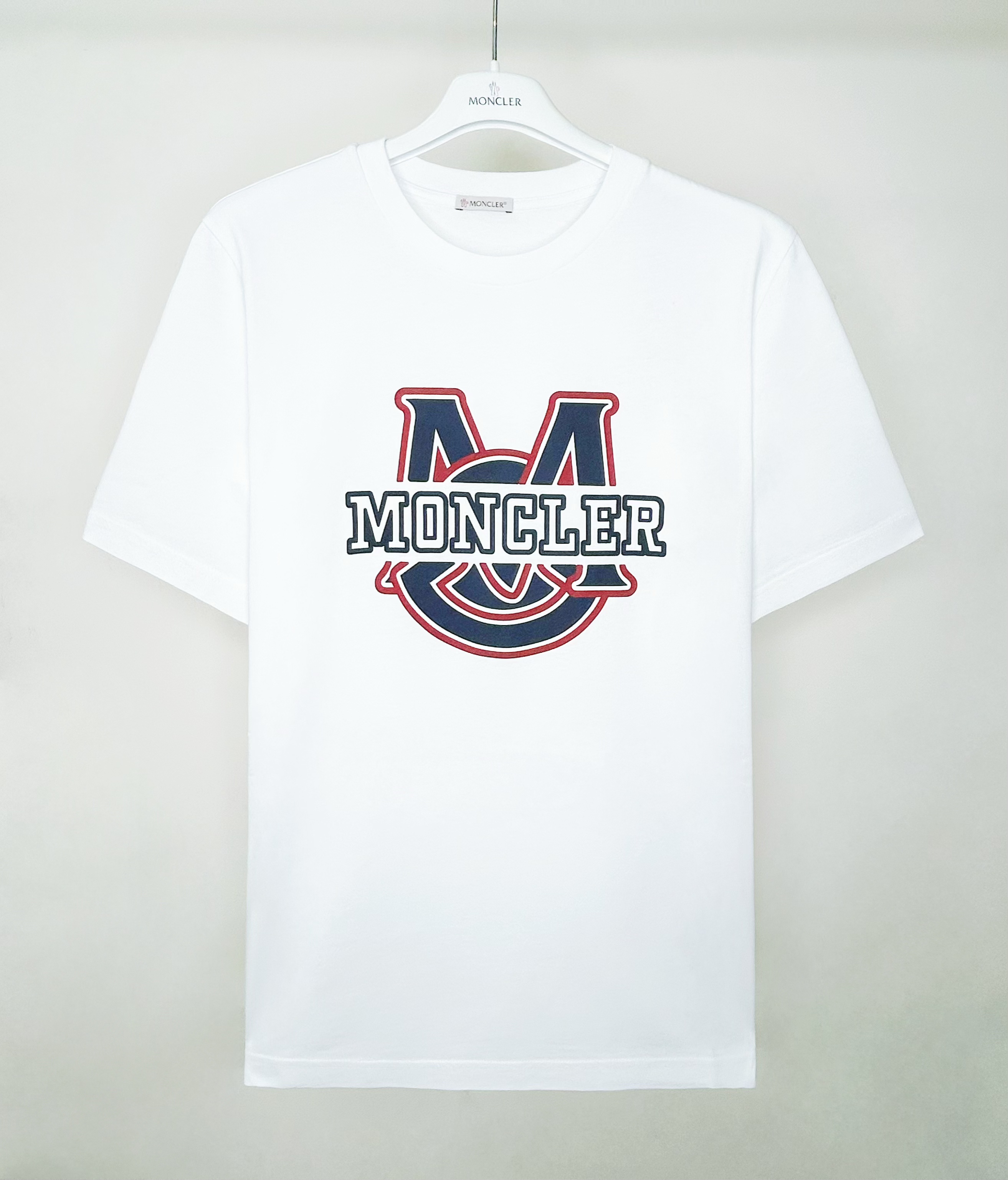全新未使用 MONCLER 25春夏 大M帽子白色短袖 8C00006
