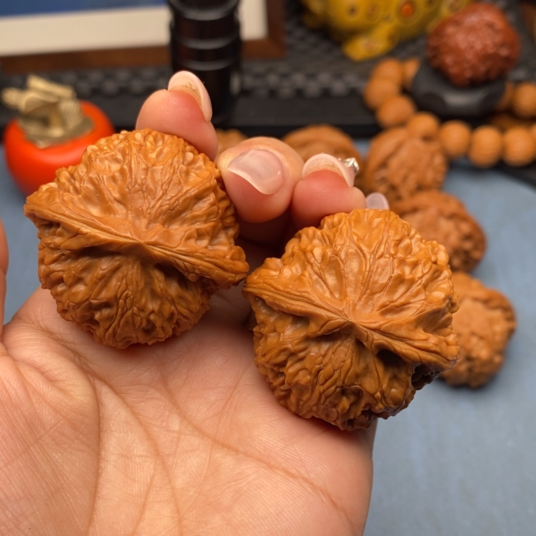 一***间把件文玩核桃全品42宫灯