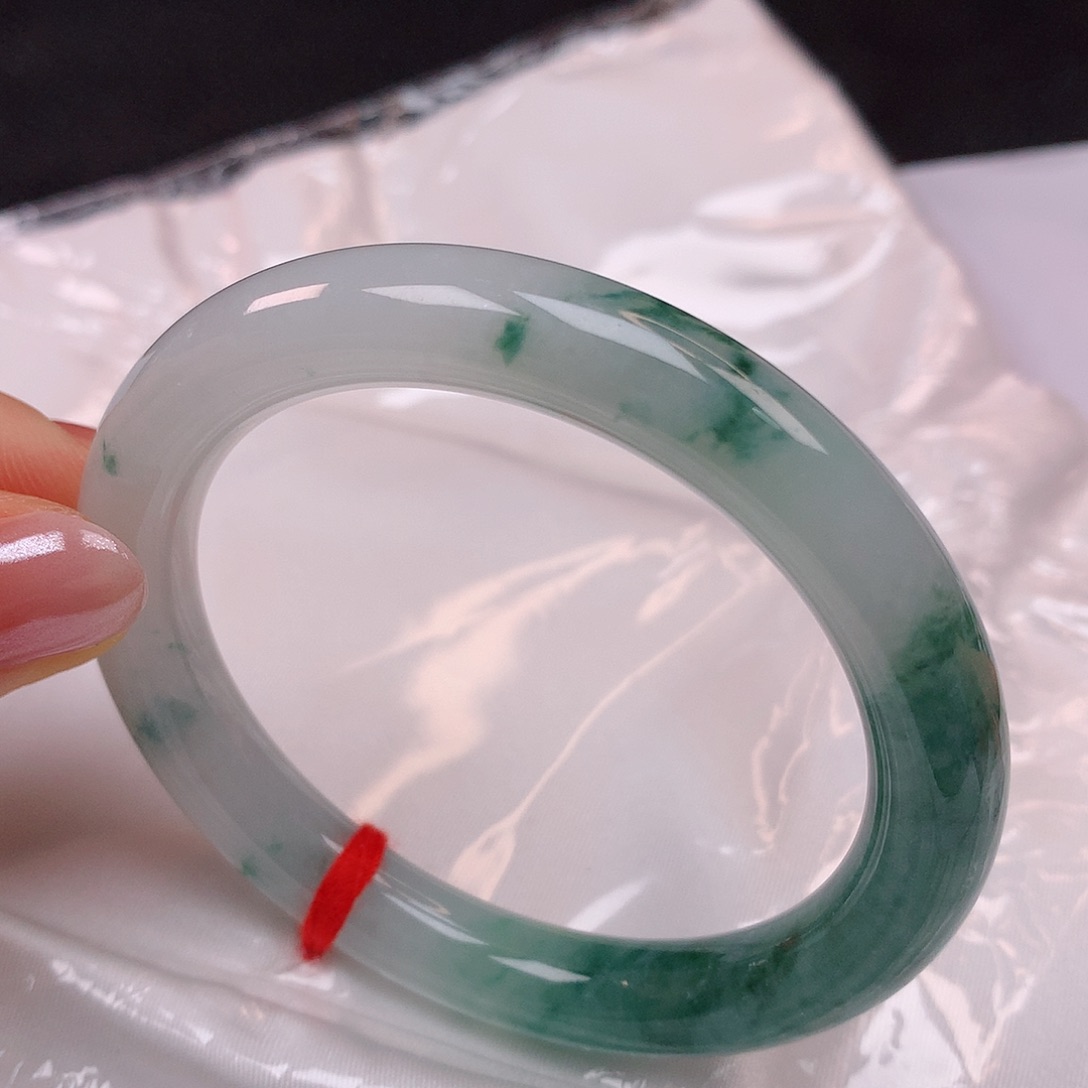 【闪购商品】未镶嵌手镯翡翠55圆条手镯