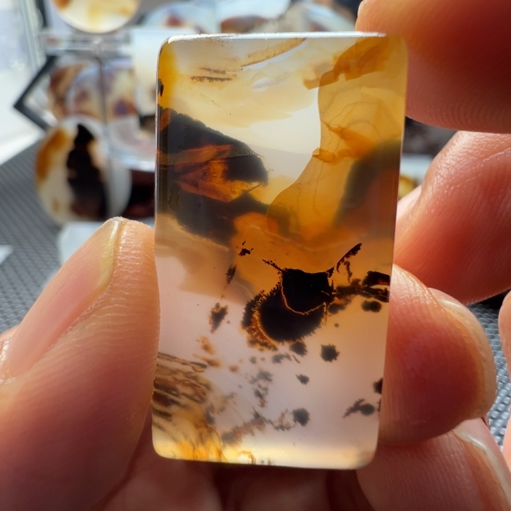 未镶嵌玛瑙/玉髓珠宝奇石