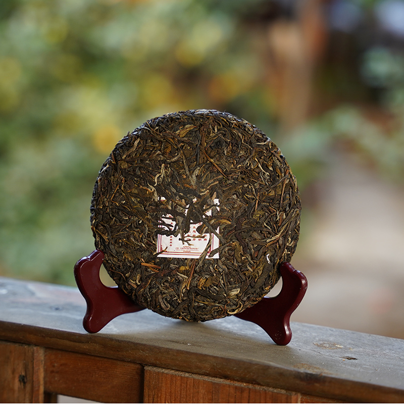 2018年  倚邦小叶种古树纯料 头春头采 普洱茶 生茶 200克/饼