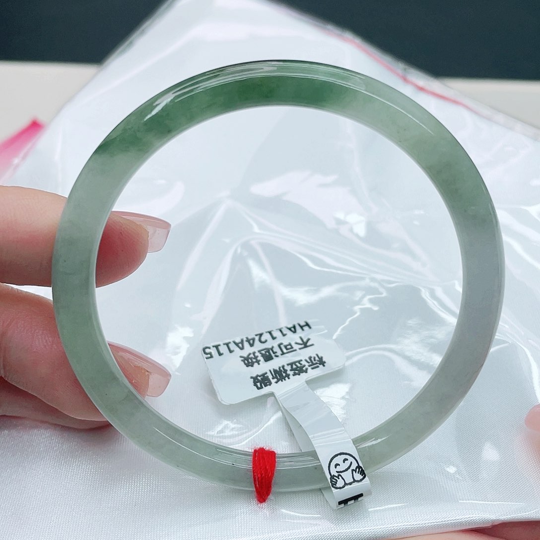 翡翠手镯未镶嵌圆56.2