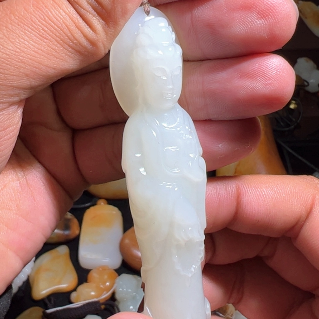 和田玉颈饰未镶嵌