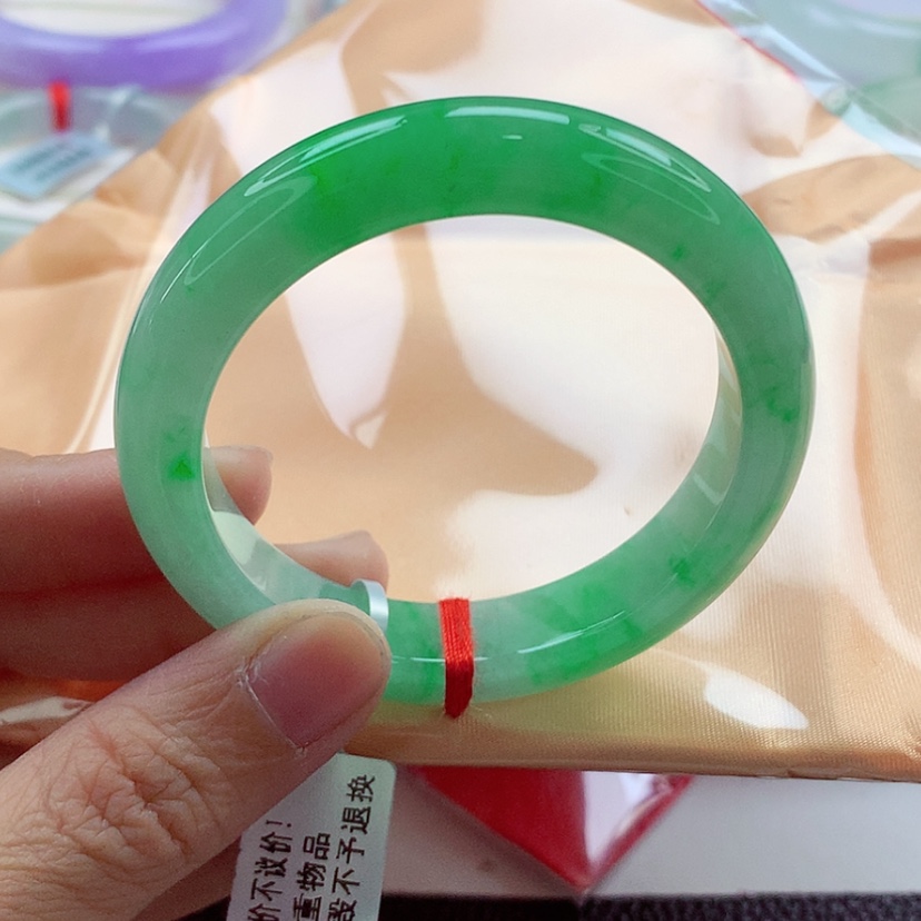 【闪购商品】翡翠手镯未镶嵌51满绿正阳绿毕业A