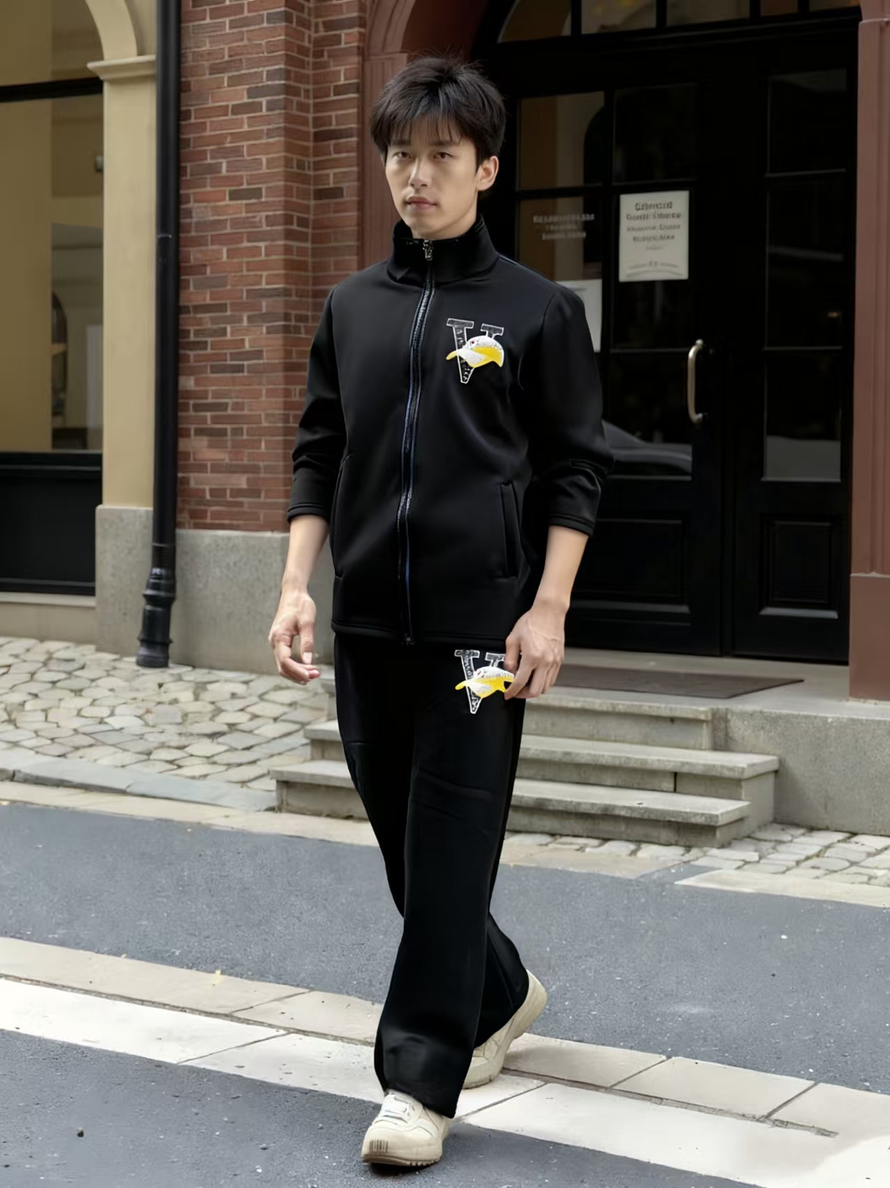 ｛买一送一｝三件套时尚潮流外套长裤卫衣T恤发光印花工艺秋冬套装