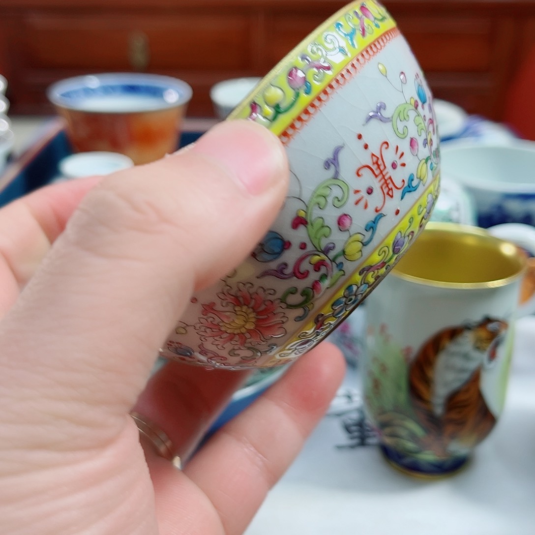 摆件千年瓷都景德镇 艺术关注谢佳豪