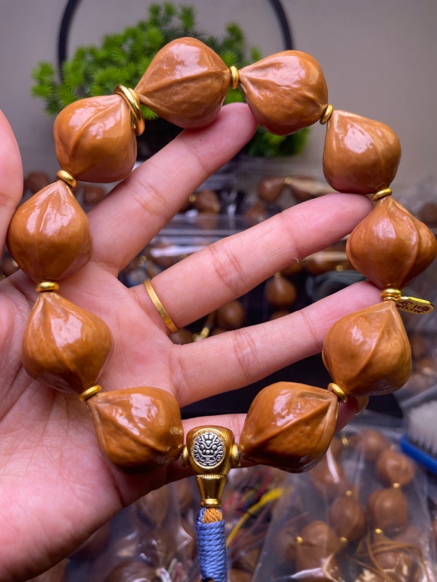 梅林铁核2.3树王蜜桃10颗