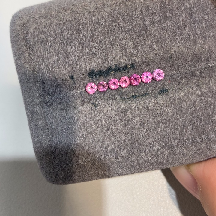 石榴石裸石未镶嵌7粒