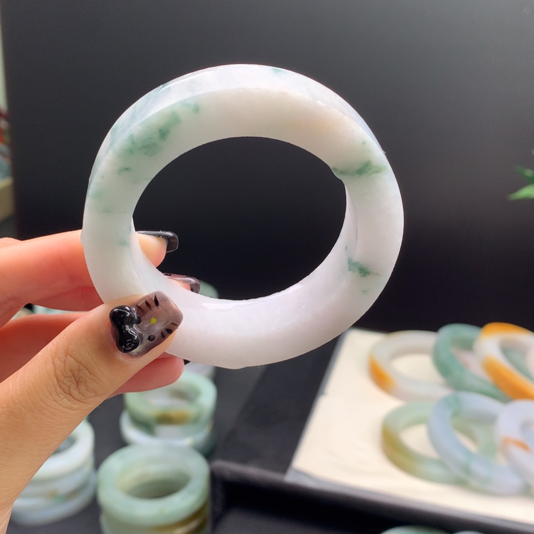 定制翡翠翡翠手镯未镶嵌