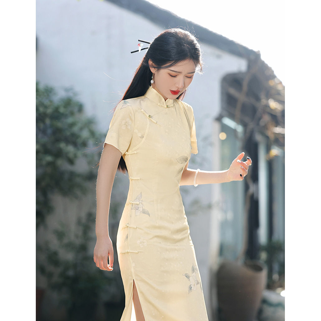 旗袍2025年新款改良女夏季年轻款少女夏款清新淡雅素雅复古长款
