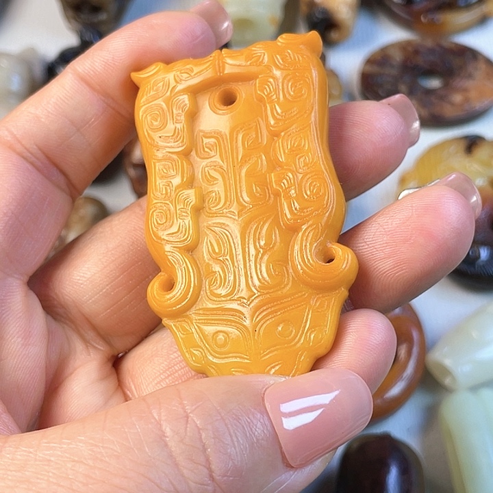 和田玉未镶嵌颈饰我**好