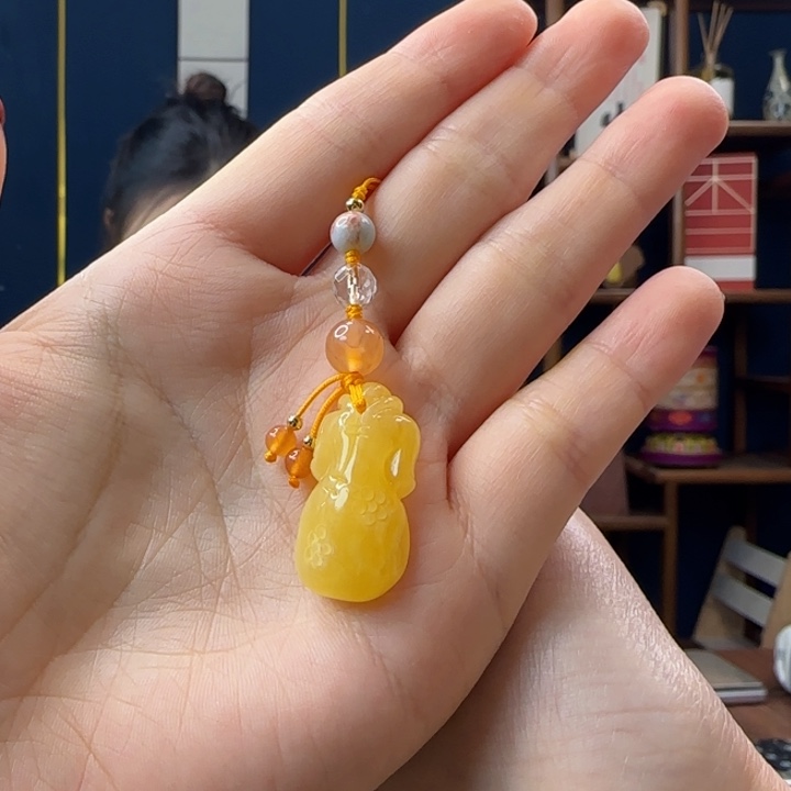 蜜蜡吊坠(赠链)未镶嵌