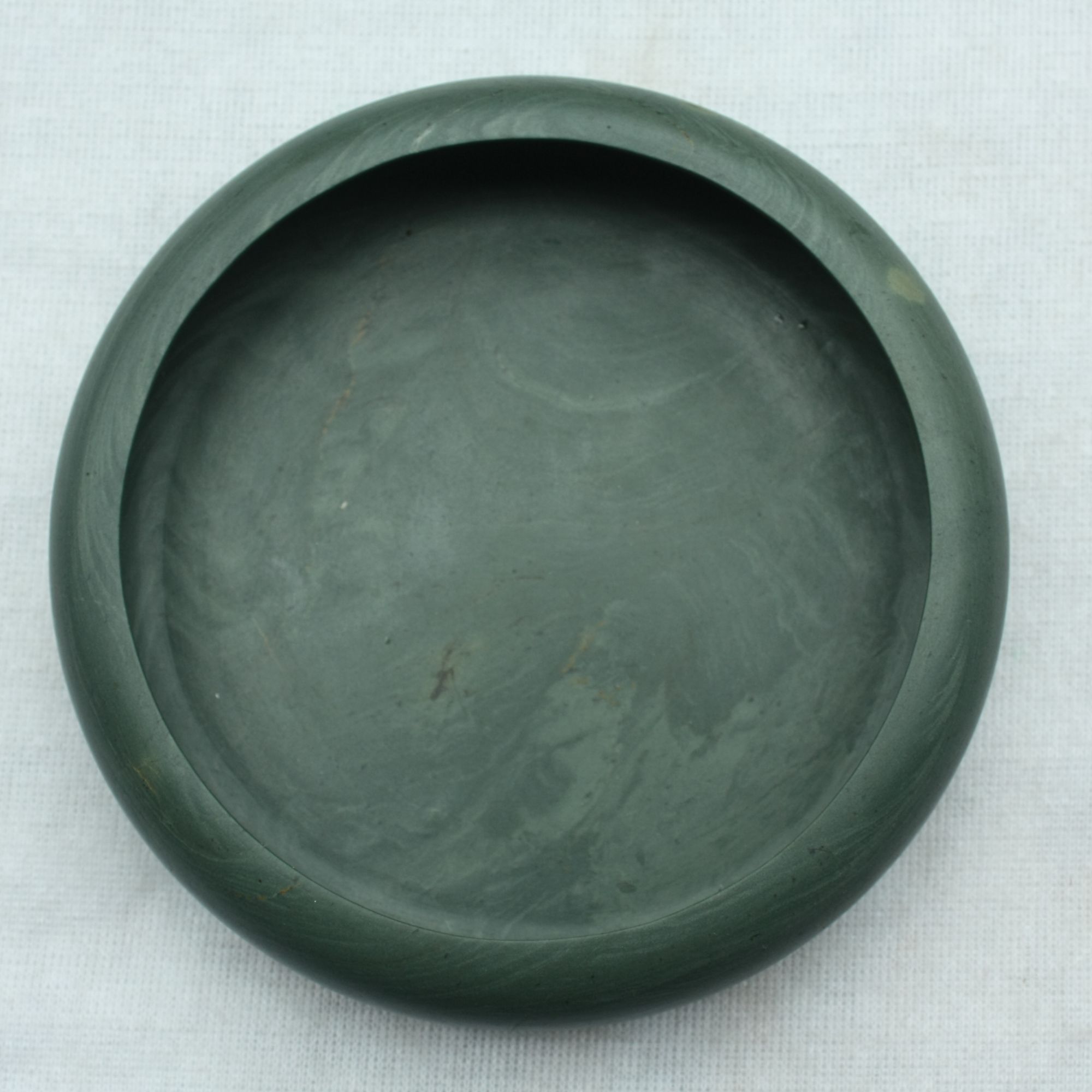 老坑水泉湾料笔洗尺寸16x16x4cm