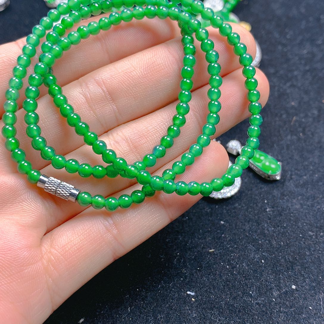 颈饰未镶嵌翡翠翡翠