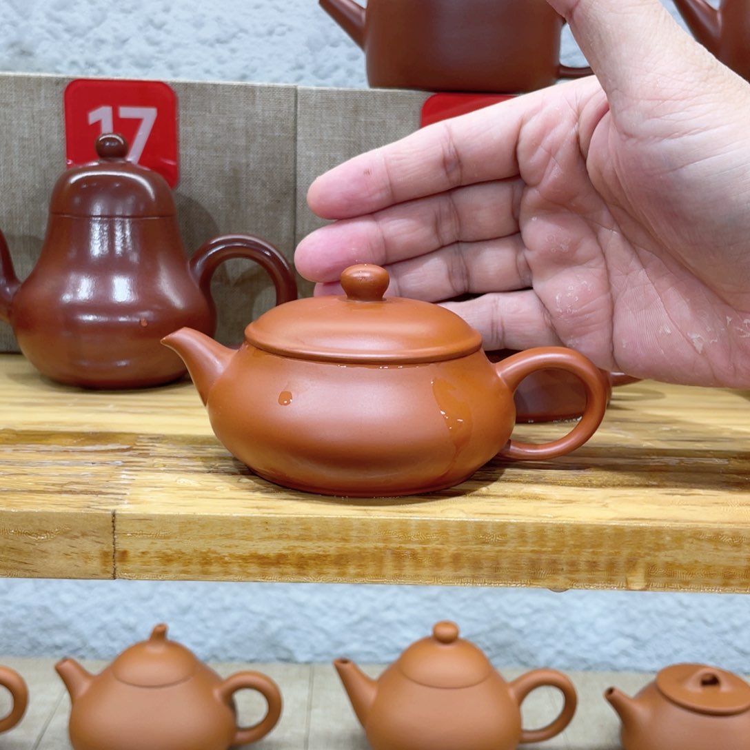 茶壶紫砂德****）明炉壶……