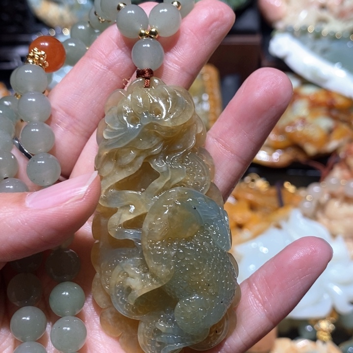 岫玉毛衣链未镶嵌