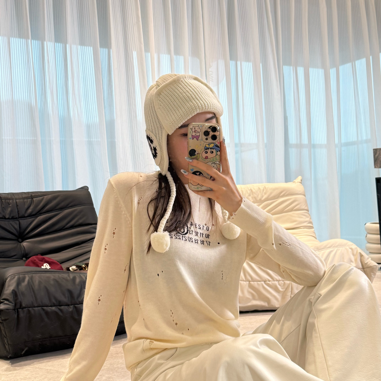 【心动降临】女针织衫时尚秋冬字母提花破洞圆领宽松长袖内搭打底