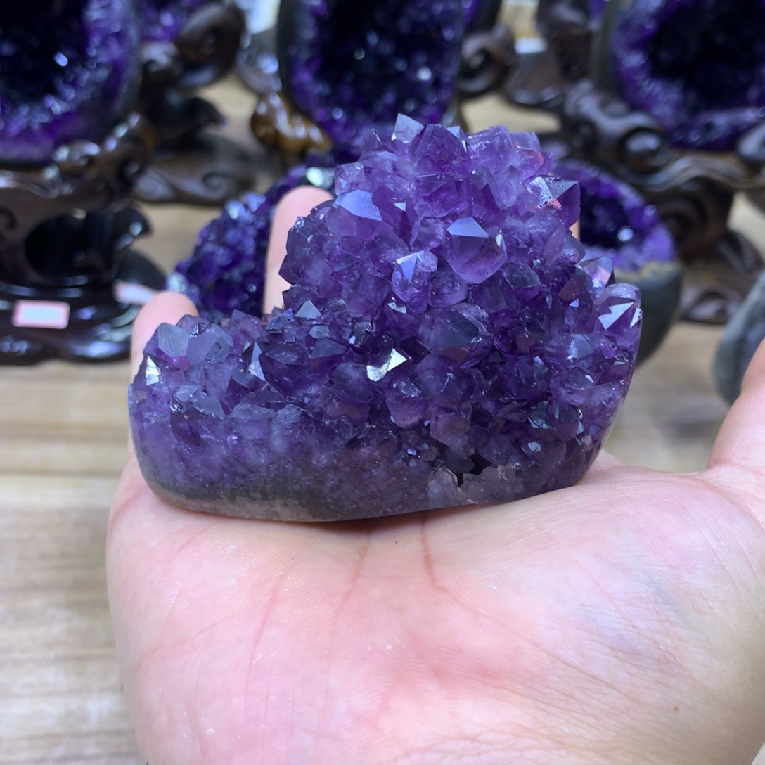 紫晶珠宝半成品未镶嵌