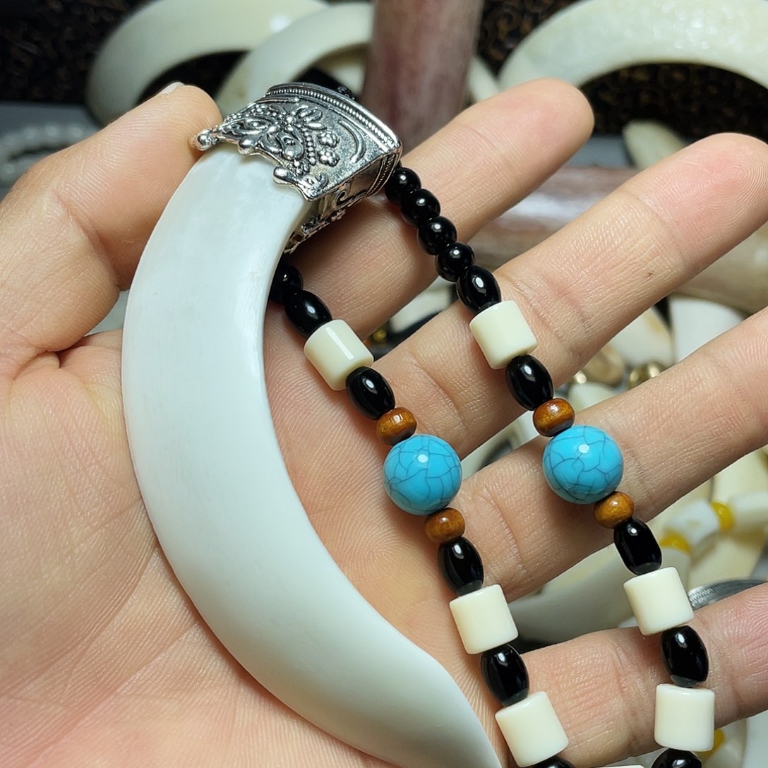 猪牙手串/手链猪大牙