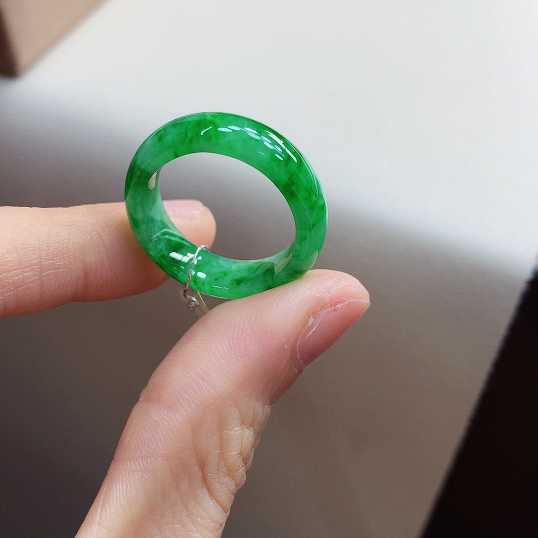 翡翠戒指未镶嵌18号