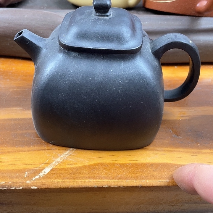 紫砂茶壶处理一把