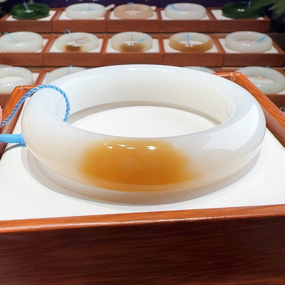 和田玉手镯55 56 未镶嵌