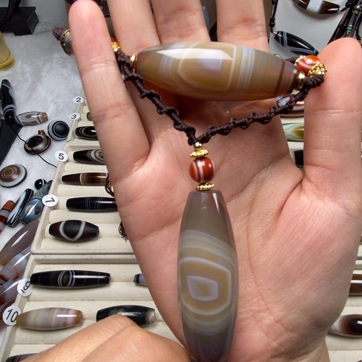 玛瑙/玉髓未镶嵌颈饰