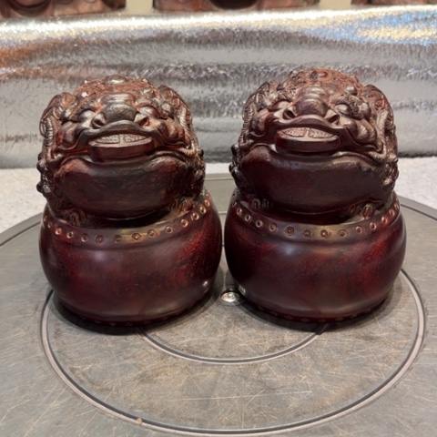 檀香紫檀（小叶紫檀）和**尘